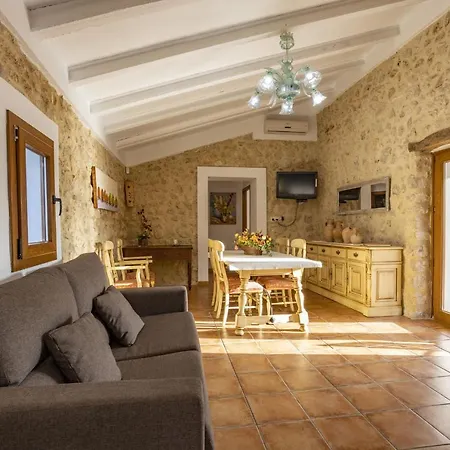 Pou Monjo Country house